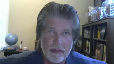 Brett online show from April 15, 9:15 pm