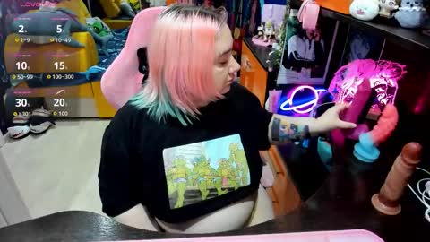 Sofie online show from February 24, 2:20 am