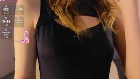 Elly online show from April 18, 6:06 am