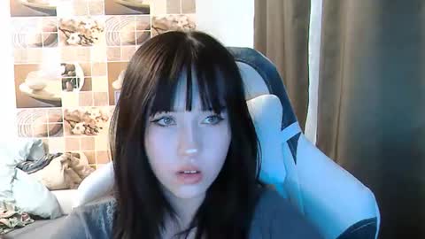 Eva online show from June 27, 5:07 pm
