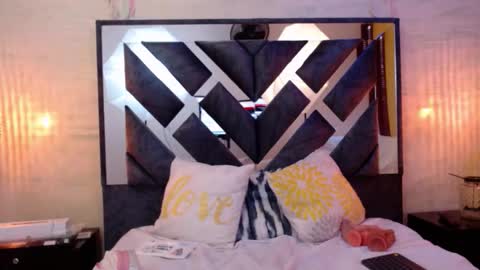    online show from February 17, 2:02 pm