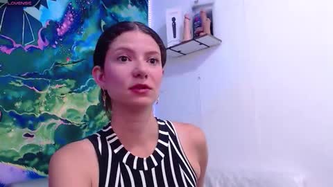    online show from March 21, 12:54 pm