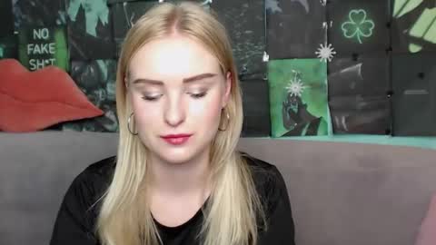 sofysoft online show from September 11, 4:51 pm