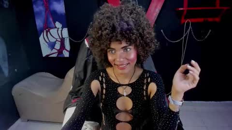 sofyyadamss online show from March 17, 4:50 am