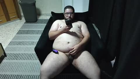 Snapshot of sohayb12 chatting on December 19, 8:13 pm sohayb online show from December 19, 8:13 pm