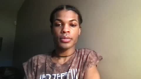 SolaceEve online show from October 23, 7:01 pm