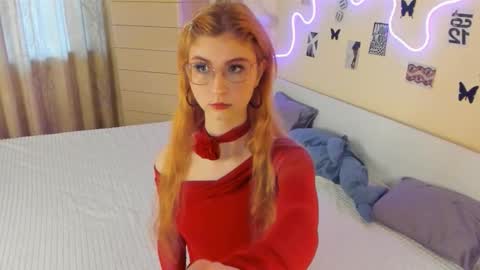 Snapshot of solarmyst chatting on February 24, 6:55 am Nana online show from February 24, 6:55 am