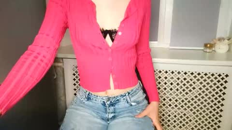 Hanna online show from December 14, 6:34 pm