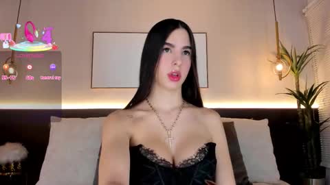 Snapshot of solavelar chatting on October 20, 3:29 am Sol Avelar online show from October 20, 3:29 am