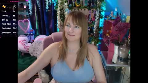 solesticia online show from February 23, 12:41 am