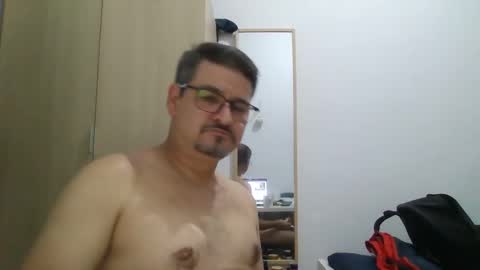 Snapshot of solitariodf2022 chatting on September 11, 12:11 am solitariodf2022 online show from September 11, 12:11 am