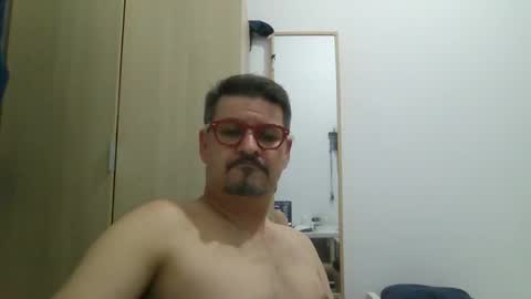 Snapshot of solitariodf2022 chatting on October 14, 12:11 am solitariodf2022 online show from October 14, 12:11 am