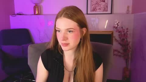 sollarkristy online show from May 5, 6:32 am