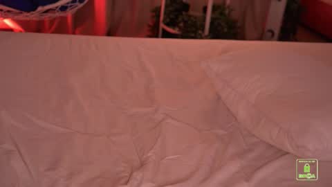 Snapshot of sonalegend_ chatting on September 17, 5:36 pm My name isSonya online show from September 17, 5:36 pm