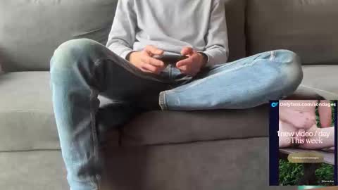 Sondages online show from February 14, 12:13 pm