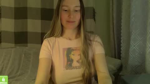 Mary online show from December 11, 1:06 pm