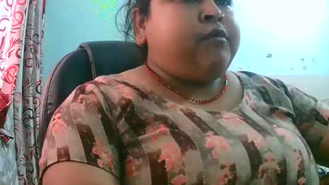 soni88888 online show from April 14, 11:05 am