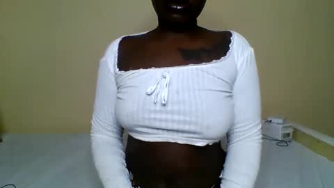 Sonia online show from October 13, 9:59 pm