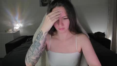 Snapshot of sonia_moon_ chatting on September 21, 2:24 am sonia_moon_ online show from September 21, 2:24 am