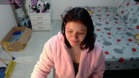Snapshot of soniaplayboobs chatting on March 27, 12:16 pm soniaplayboobs online show from March 27, 12:16 pm