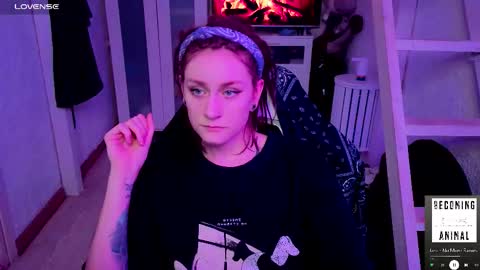 Snapshot of sonicsupergirl chatting on October 6, 9:01 pm Rie online show from October 6, 9:01 pm