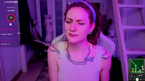 Snapshot of sonicsupergirl chatting on October 10, 6:01 am Rie online show from October 10, 6:01 am