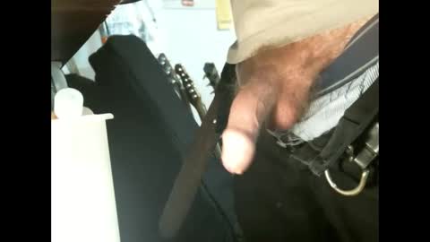 Snapshot of sonnyboy18 chatting on November 10, 7:46 pm BruceWilly online show from November 10, 7:46 pm