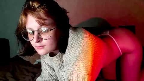 Snapshot of sonya_mikki chatting on September 9, 4:06 pm Sonya  online show from September 9, 4:06 pm