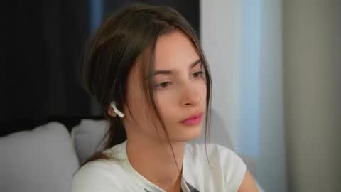 Eva 3 online show from September 26, 9:13 am