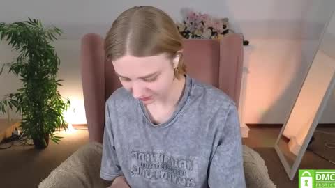 Litta online show from May 26, 1:34 am