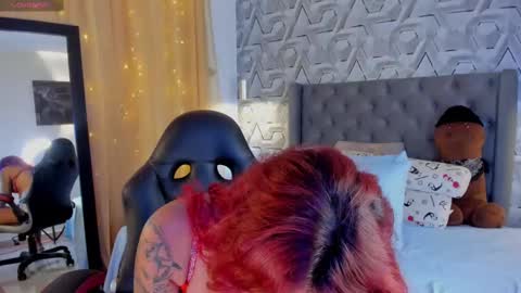 sophie online show from September 24, 9:51 pm