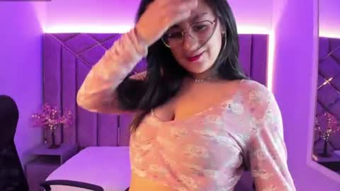 sophi_hardd online show from June 13, 5:44 pm