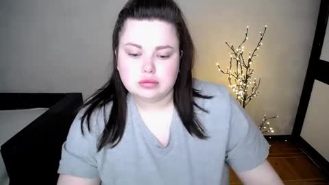 sophia__olsen online show from May 7, 5:46 am