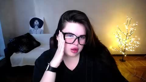 Snapshot of sophia__olsen chatting on June 23, 6:00 am sophia__olsen online show from June 23, 6:00 am
