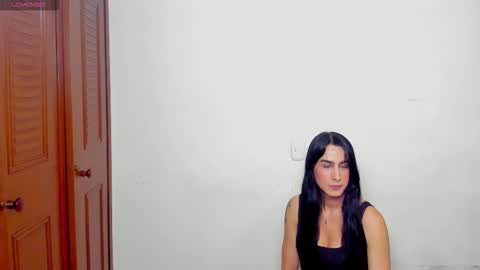 Snapshot of sophia_harry chatting on February 9, 2:15 am sophia CM online show from February 9, 2:15 am