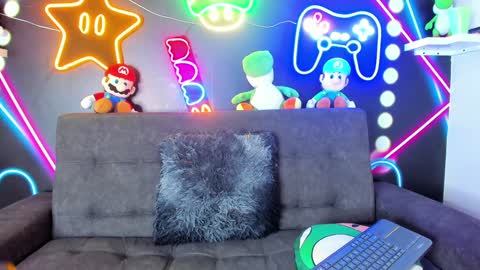 Snapshot of sophia_hoyos_ chatting on January 23, 5:45 am Sophi online show from January 23, 5:45 am