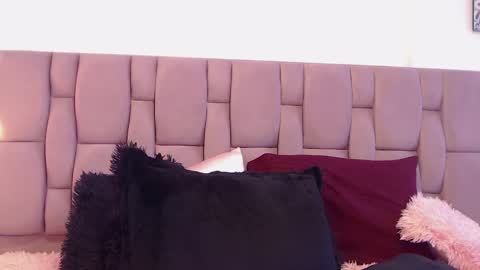 Sophia Carson online show from December 3, 5:01 pm