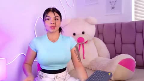 Sophia Carson online show from October 5, 5:33 pm