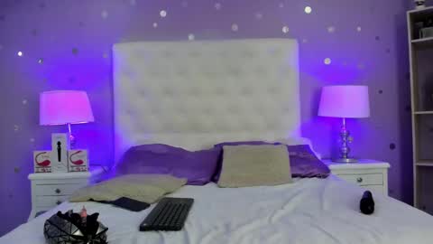 Sophia  online show from February 3, 7:21 pm