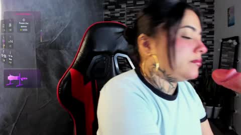 Sophia online show from April 3, 6:28 pm