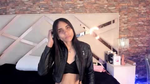 Snapshot of sophiaa_paris chatting on September 12, 4:56 am Sophia Paris online show from September 12, 4:56 am