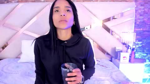 Snapshot of sophiaa_paris chatting on October 9, 2:31 am Sophia Paris online show from October 9, 2:31 am