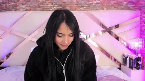 Snapshot of sophiaa_paris chatting on October 17, 2:59 am Sophia Paris online show from October 17, 2:59 am