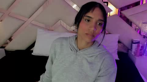 Snapshot of sophiaa_paris chatting on October 25, 3:47 am Sophia Paris online show from October 25, 3:47 am