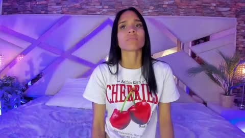 Sophia Paris online show from January 18, 3:43 am