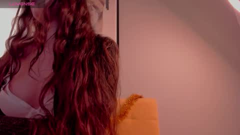 Snapshot of sophiaa_sensual chatting on January 6, 1:31 am Sophia online show from January 6, 1:31 am