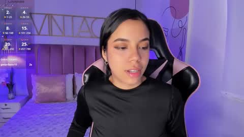 Sophie Hill  online show from October 21, 8:20 pm