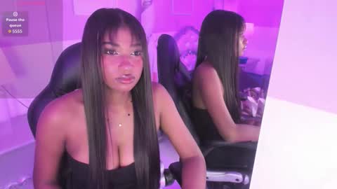 Sophie online show from November 26, 4:35 am