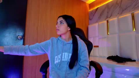 sophiadoll_tf online show from October 29, 8:43 pm