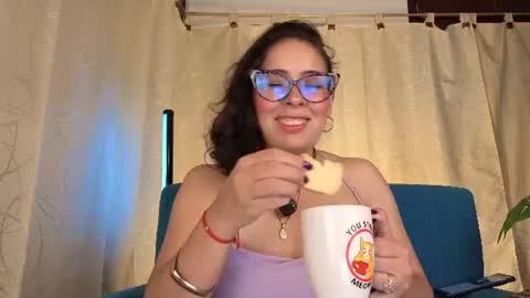 Sophia online show from June 21, 2:25 am
